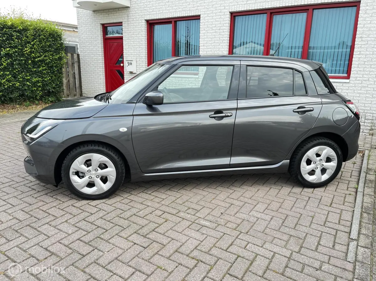 1.2i Smart Hybrid AUTOMAAT/NAVI/CAMERA