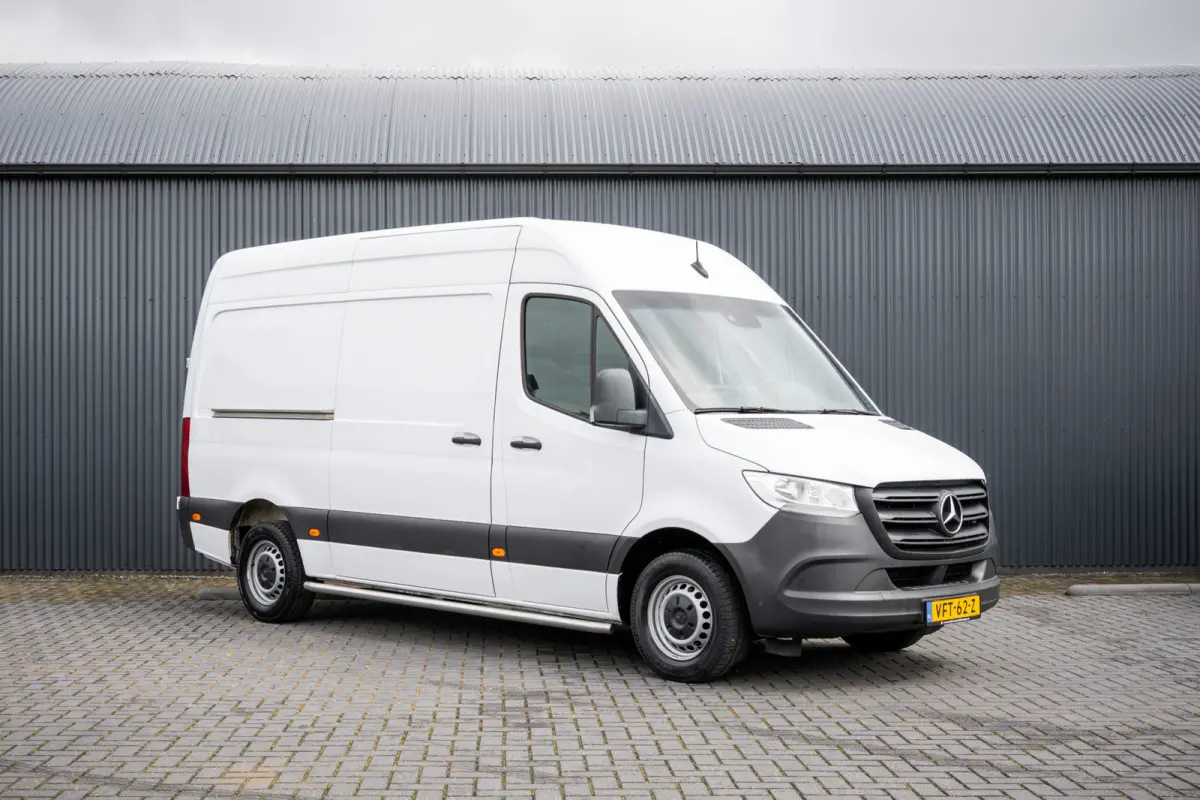 311 CDI RWD L2H2 | Volledig Ingericht | Mbux | Camera | Navi | Climatronic