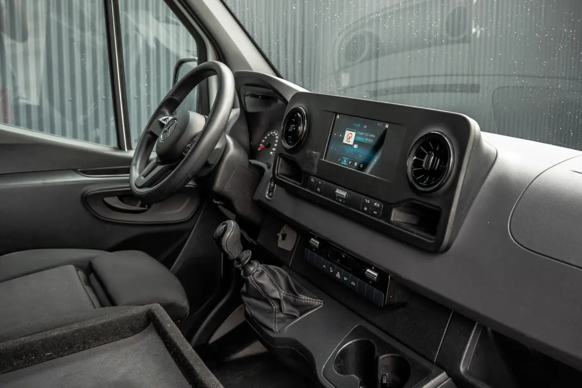 311 CDI RWD L2H2 | Volledig Ingericht | Mbux | Camera | Navi | Climatronic