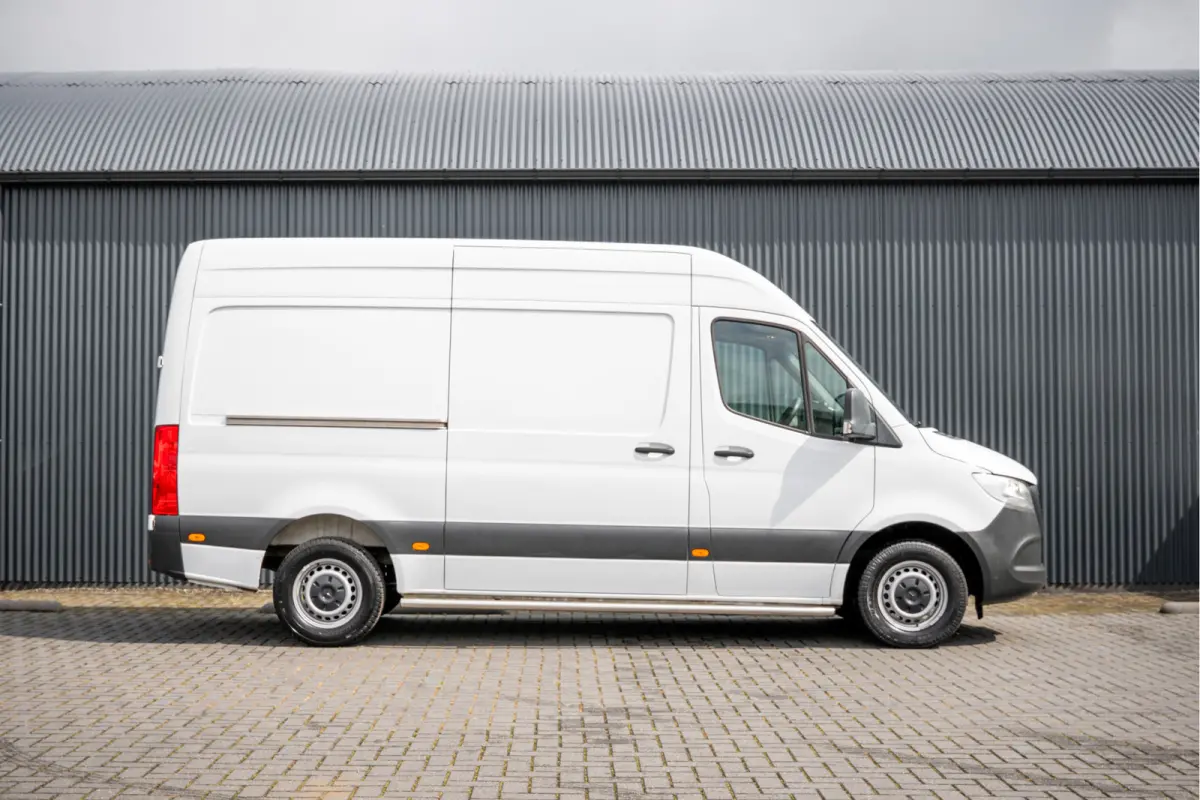 311 CDI RWD L2H2 | Volledig Ingericht | Mbux | Camera | Navi | Climatronic