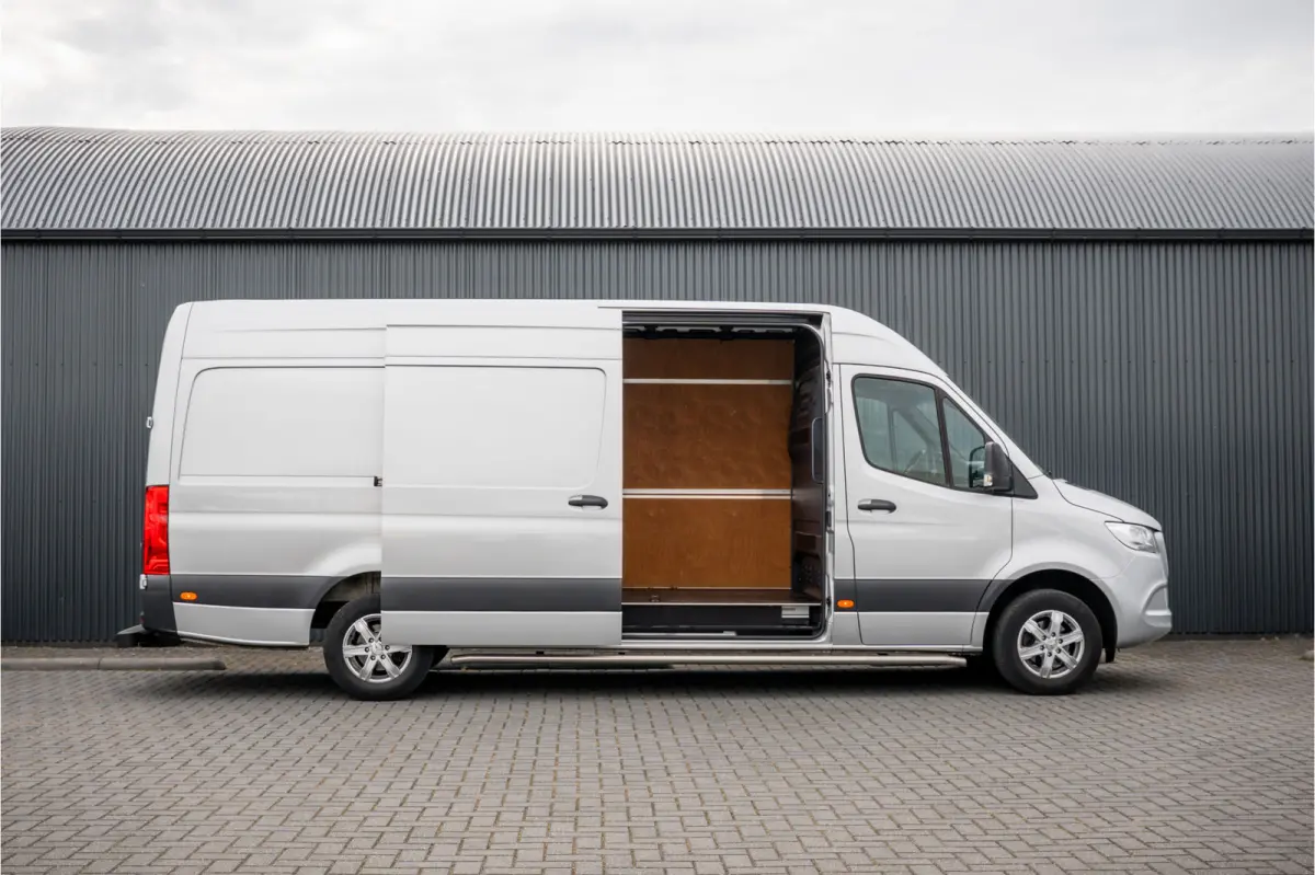 315 CDI RWD L3H2 | ZGAN | Automaat | 1e Eigenaar | Camera | Carplay | Cruise | Mbux | Climatronic