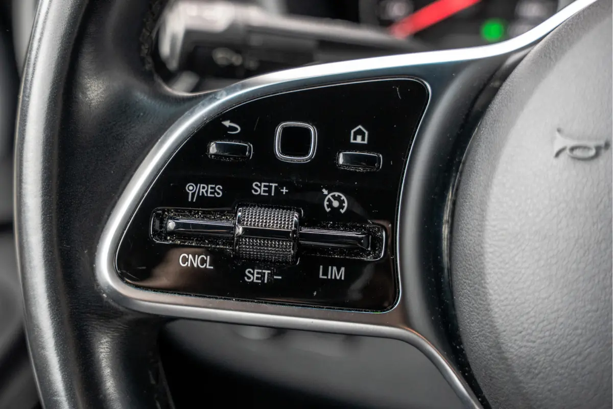 315 CDI RWD L3H2 | ZGAN | Automaat | 1e Eigenaar | Camera | Carplay | Cruise | Mbux | Climatronic
