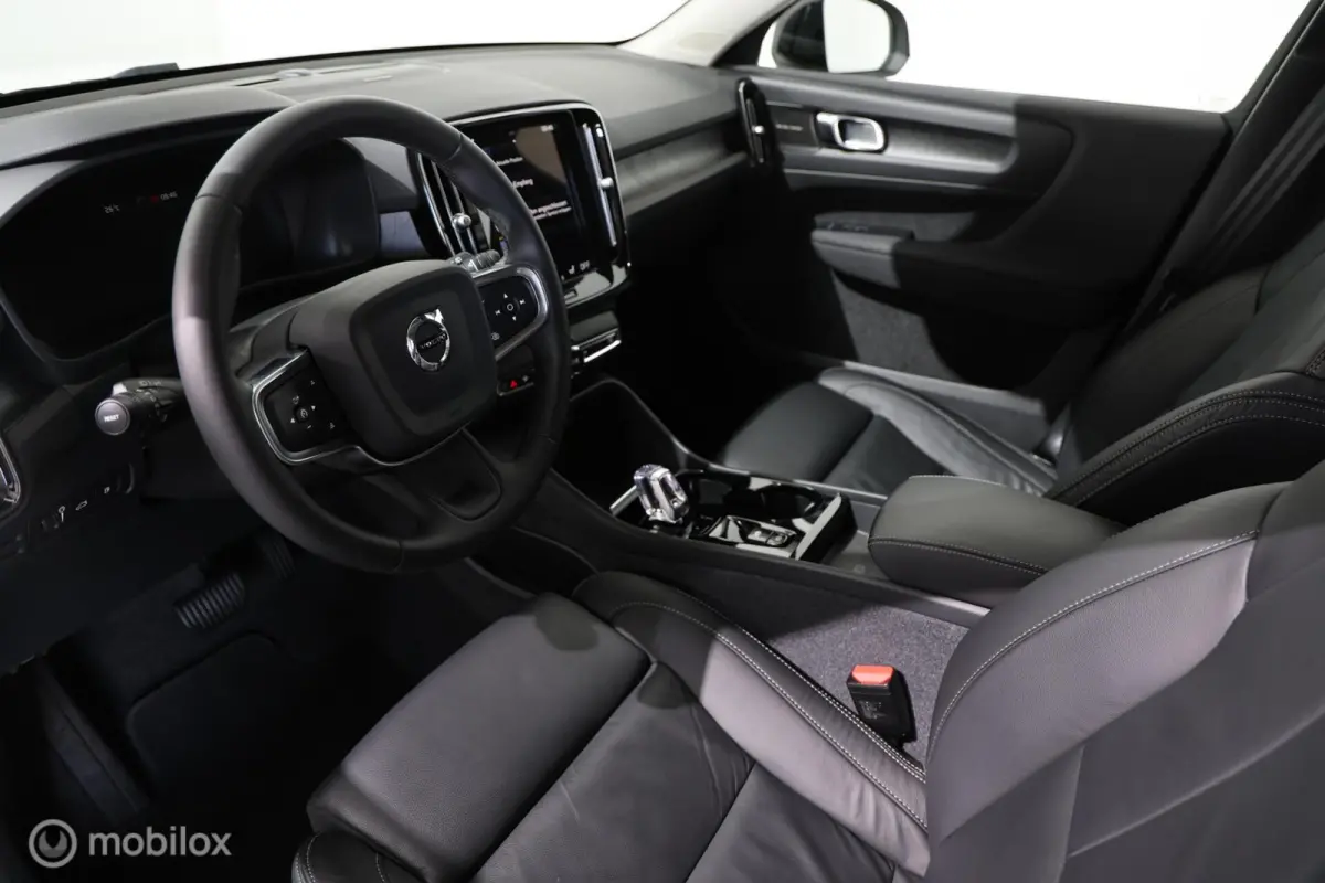 1.5 T4 Plug-in hybrid Plus Dark - Stoel/Stuurverwarming - 360 Camera - Carplay