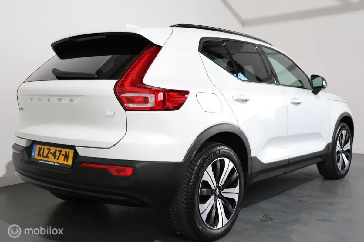 1.5 T4 Plug-in hybrid Plus Dark - Stoel/Stuurverwarming - 360 Camera - Carplay