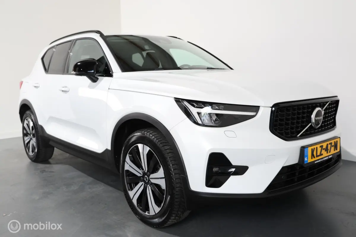 1.5 T4 Plug-in hybrid Plus Dark - Stoel/Stuurverwarming - 360 Camera - Carplay