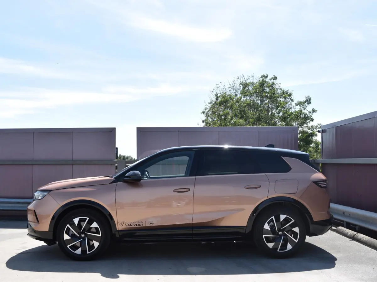 1.6 Turbo Plug-in-Hybrid GS | 195 PK | PANORAMADAK | AGR COMFORTSTOEL | ELEKTRISCHE ACHTERKLEP |