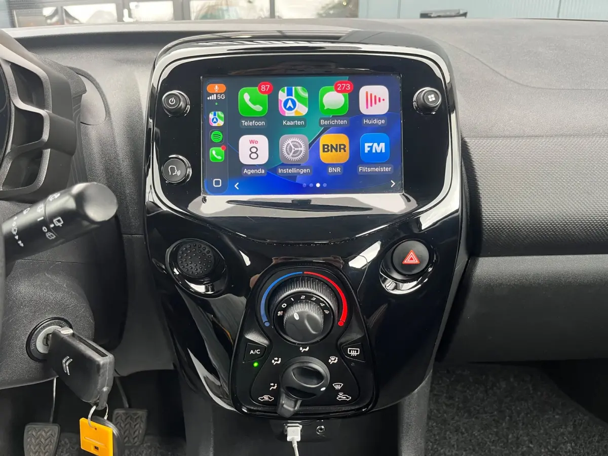 1.0 VTi Feel NL.Auto/Achteruitrijcamera/Carplay/Airco/5Deurs/DAB+/Bluetooth/Nieuwe APK