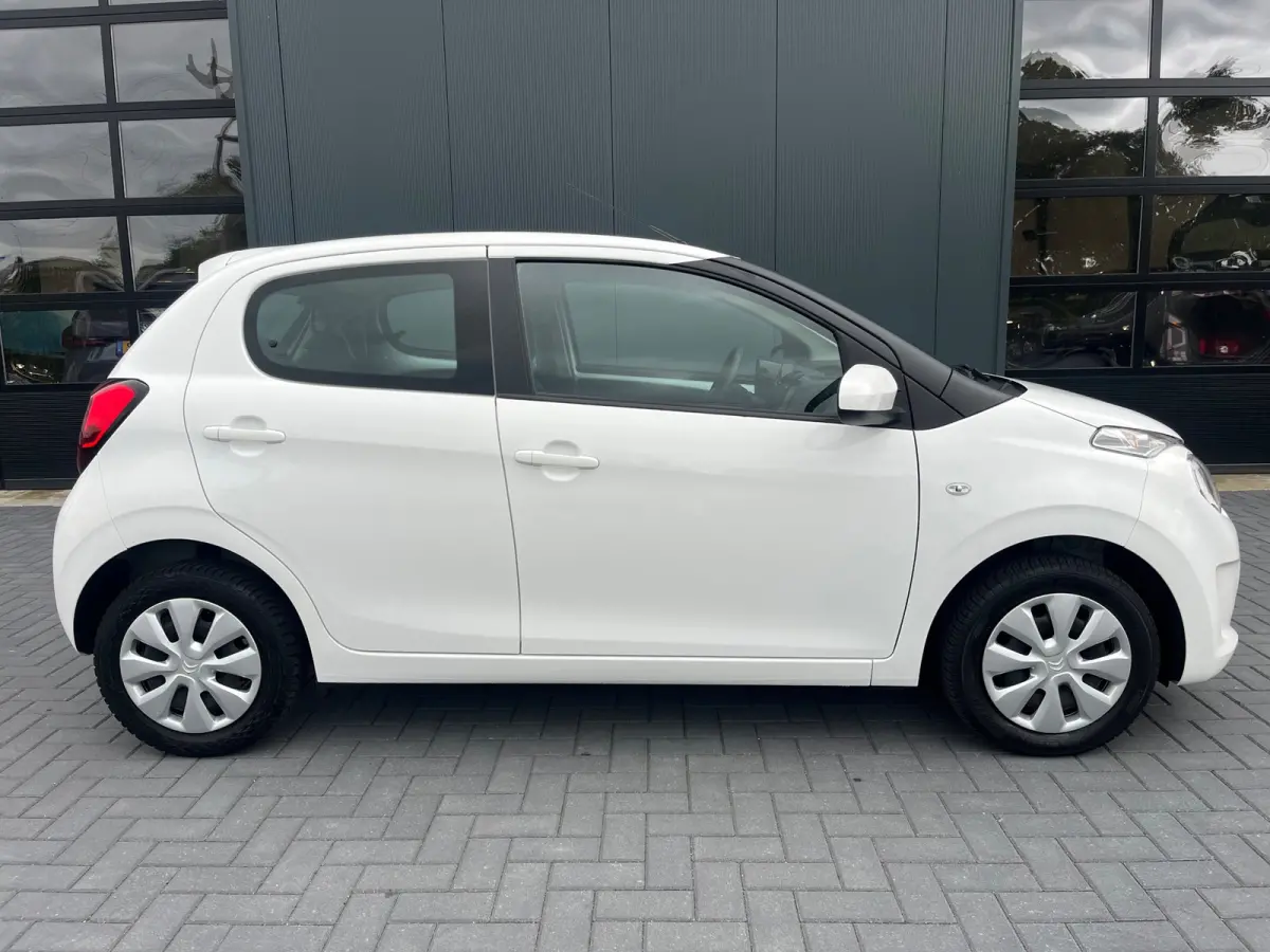 1.0 VTi Feel NL.Auto/Achteruitrijcamera/Carplay/Airco/5Deurs/DAB+/Bluetooth/Nieuwe APK