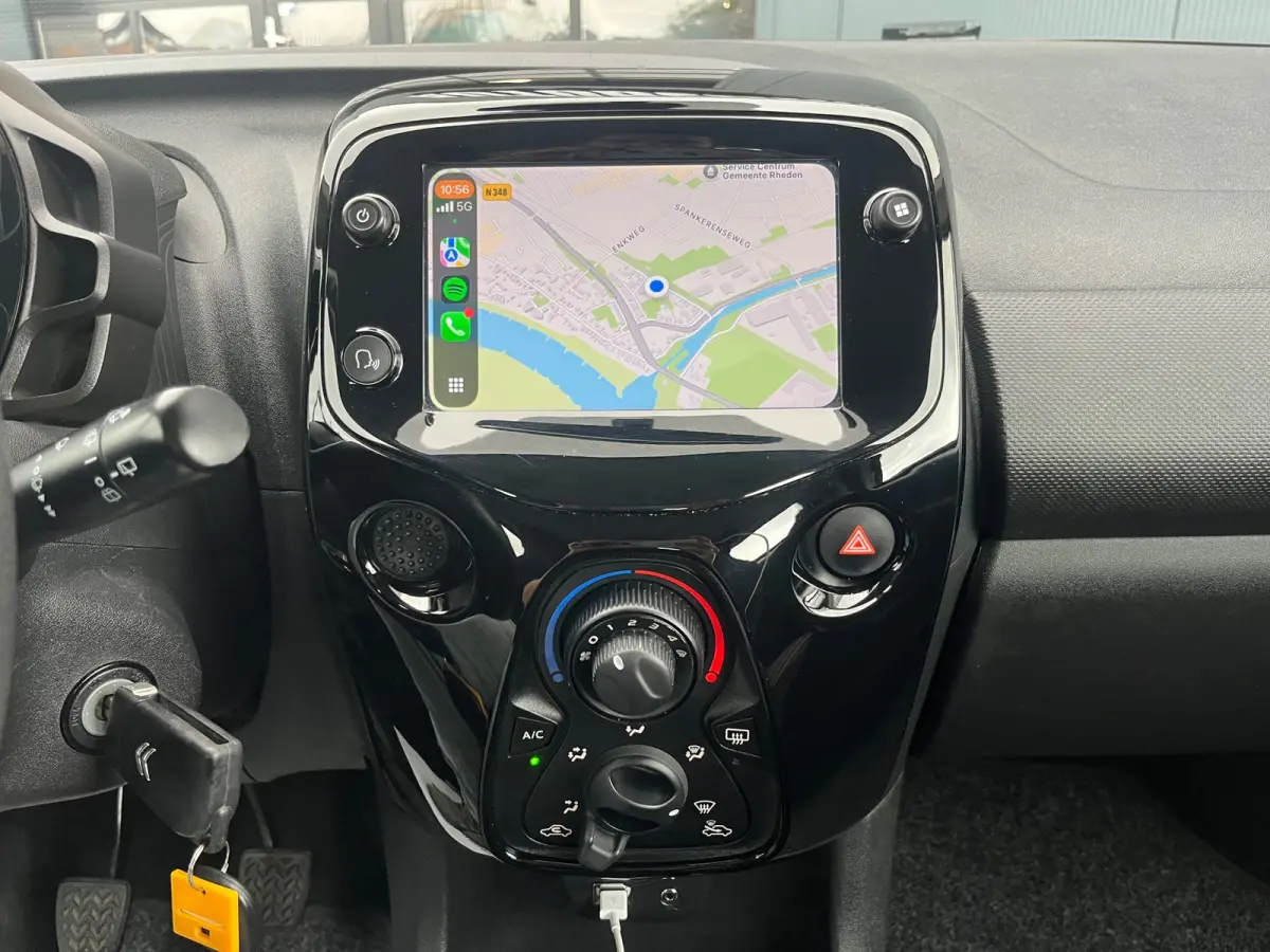 1.0 VTi Feel NL.Auto/Achteruitrijcamera/Carplay/Airco/5Deurs/DAB+/Bluetooth/Nieuwe APK