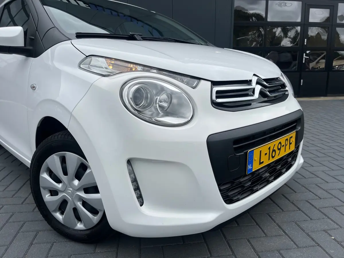 1.0 VTi Feel NL.Auto/Achteruitrijcamera/Carplay/Airco/5Deurs/DAB+/Bluetooth/Nieuwe APK
