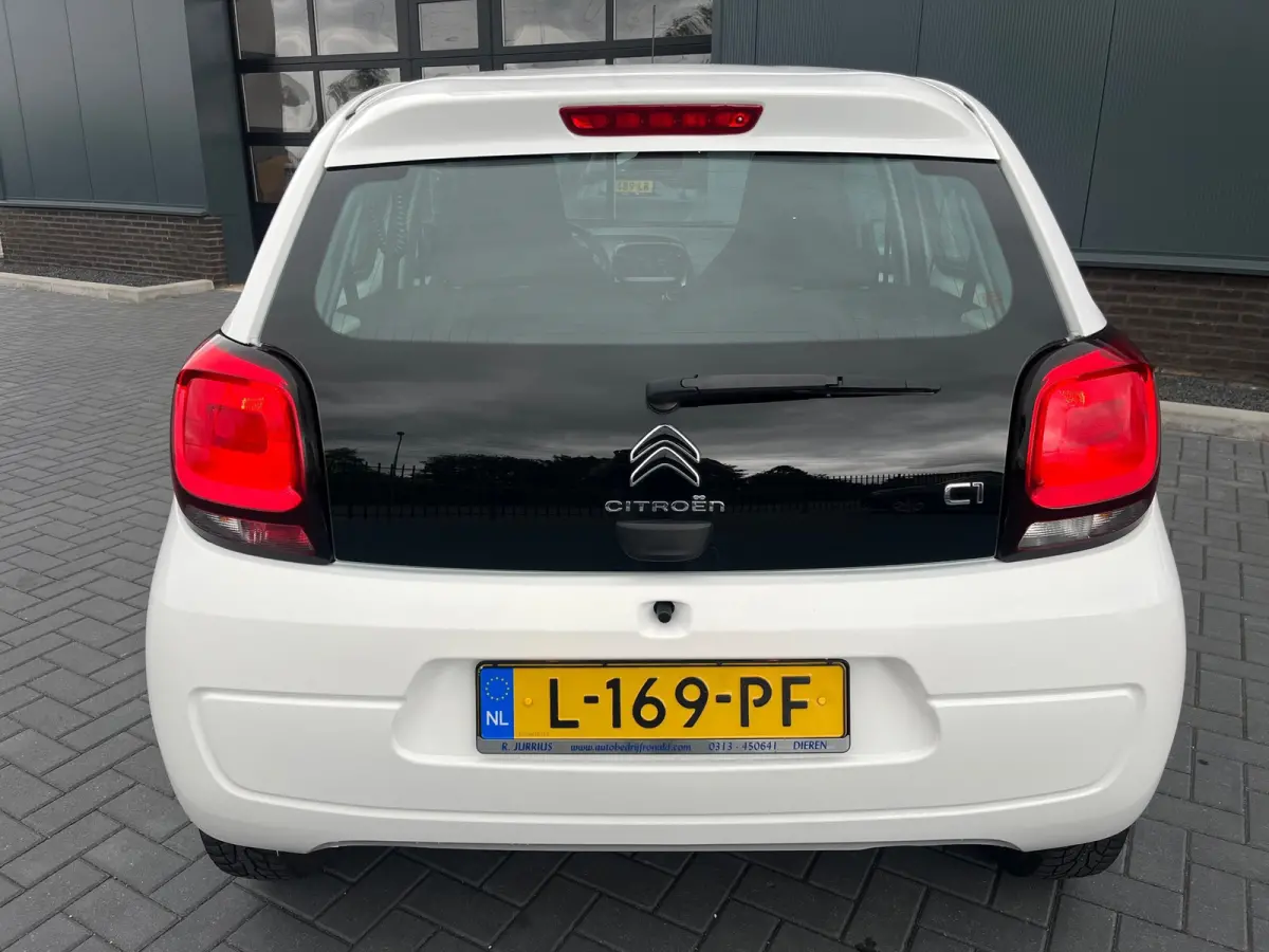 1.0 VTi Feel NL.Auto/Achteruitrijcamera/Carplay/Airco/5Deurs/DAB+/Bluetooth/Nieuwe APK