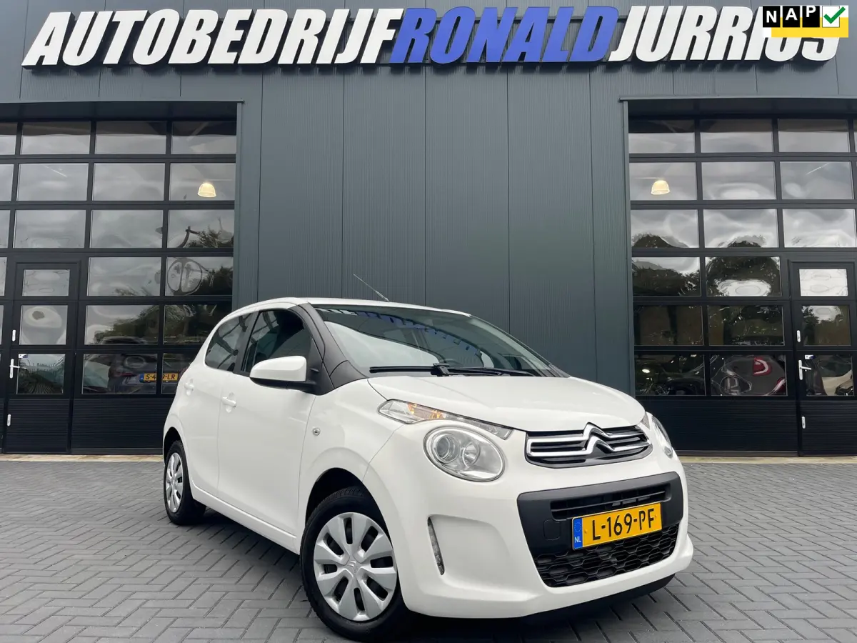 1.0 VTi Feel NL.Auto/Achteruitrijcamera/Carplay/Airco/5Deurs/DAB+/Bluetooth/Nieuwe APK