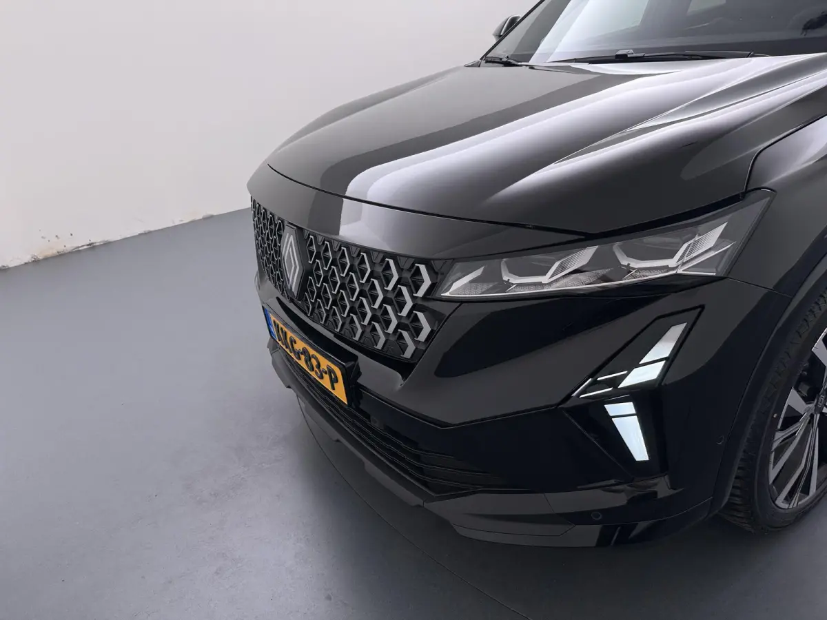techno full hybrid E-Tech 200 | Trekhaak | Stoel-, Stuur- & Voorruitverw. | Panoramadak |