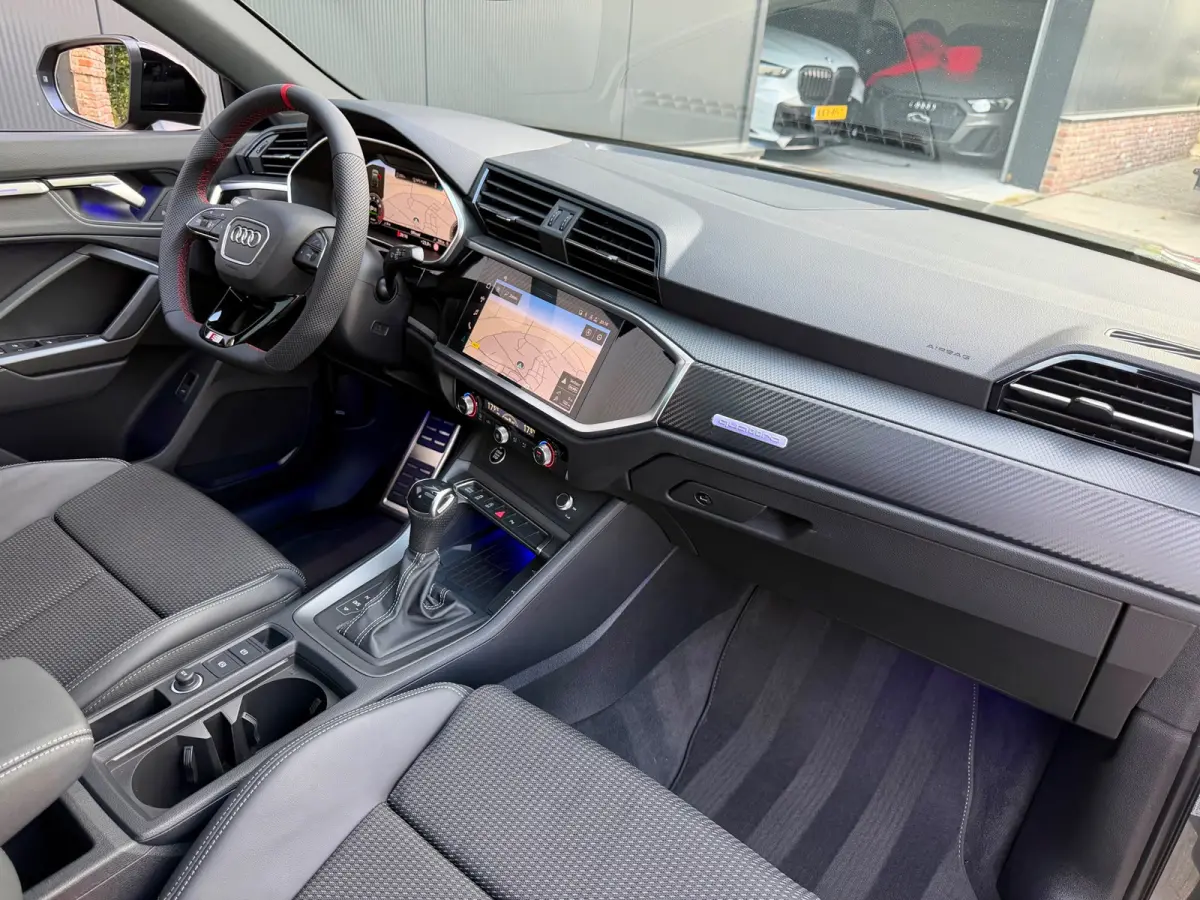 35 TFSI S-Line 150 pk Blackstyle/pano/Camera/sfeerverlichting