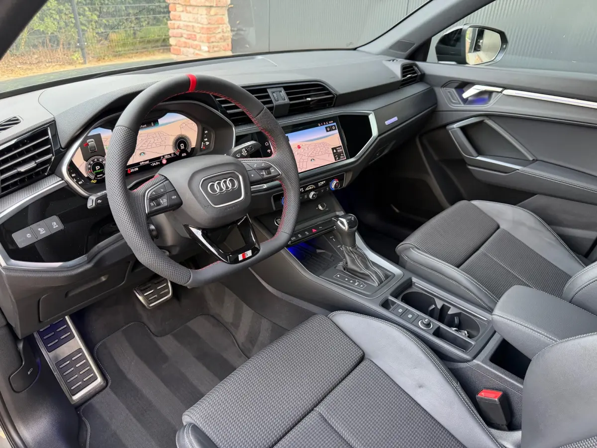 35 TFSI S-Line 150 pk Blackstyle/pano/Camera/sfeerverlichting