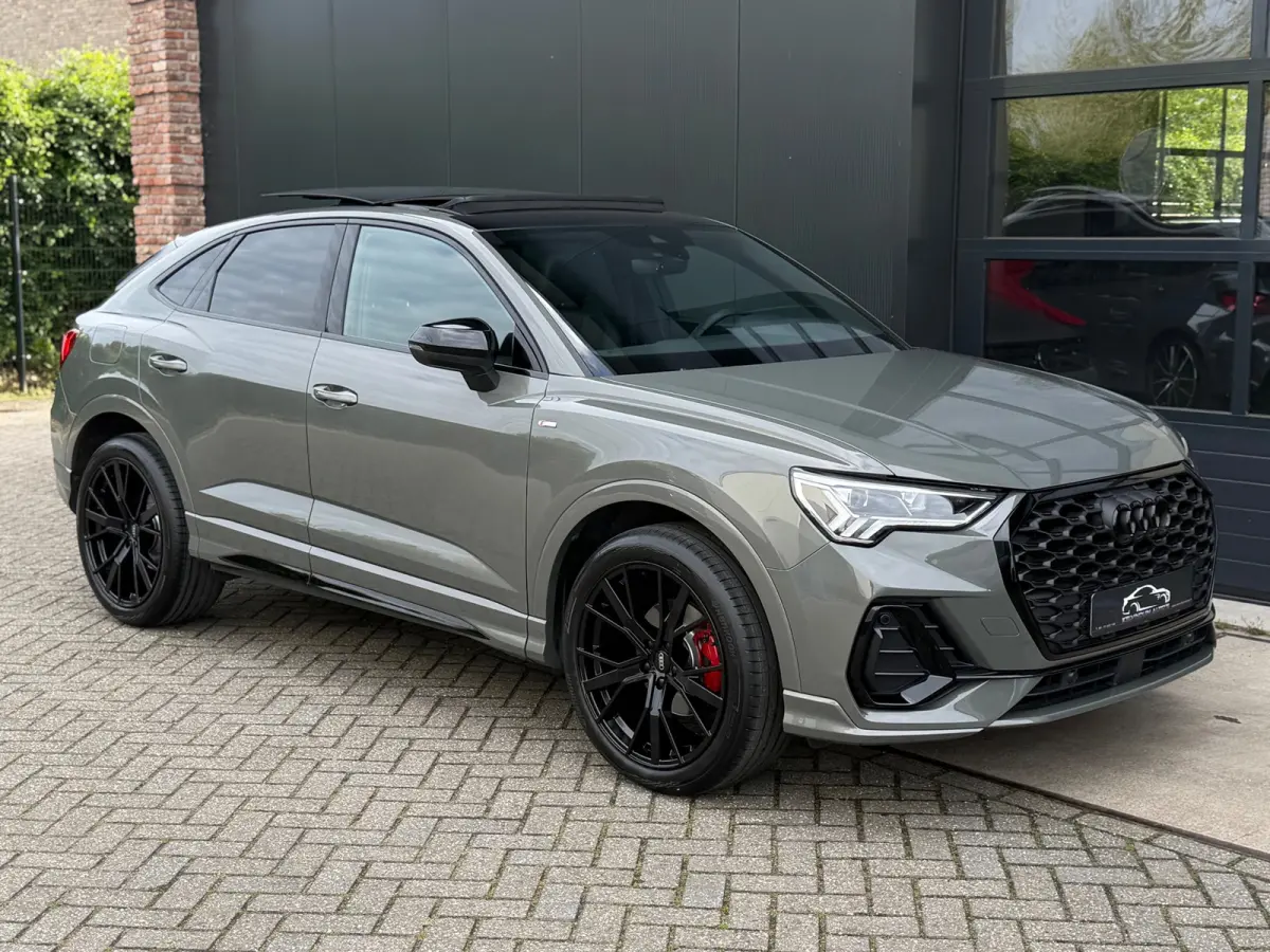 35 TFSI S-Line 150 pk Blackstyle/pano/Camera/sfeerverlichting