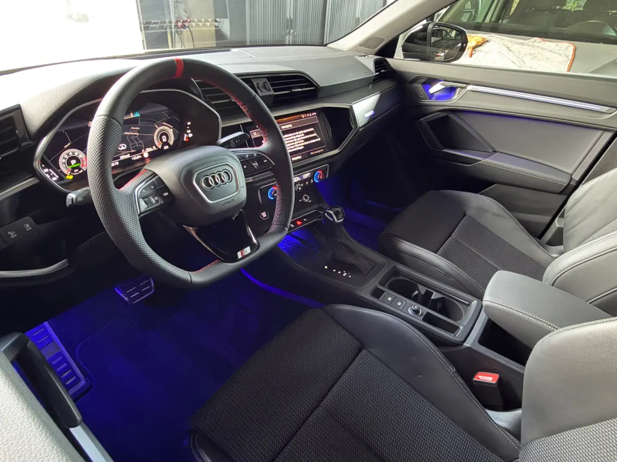 35 TFSI S-Line 150 pk Blackstyle/pano/Camera/sfeerverlichting