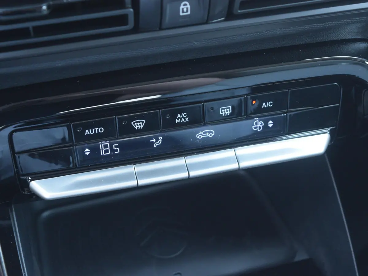 Max 113pk Extended Range 54 kWh