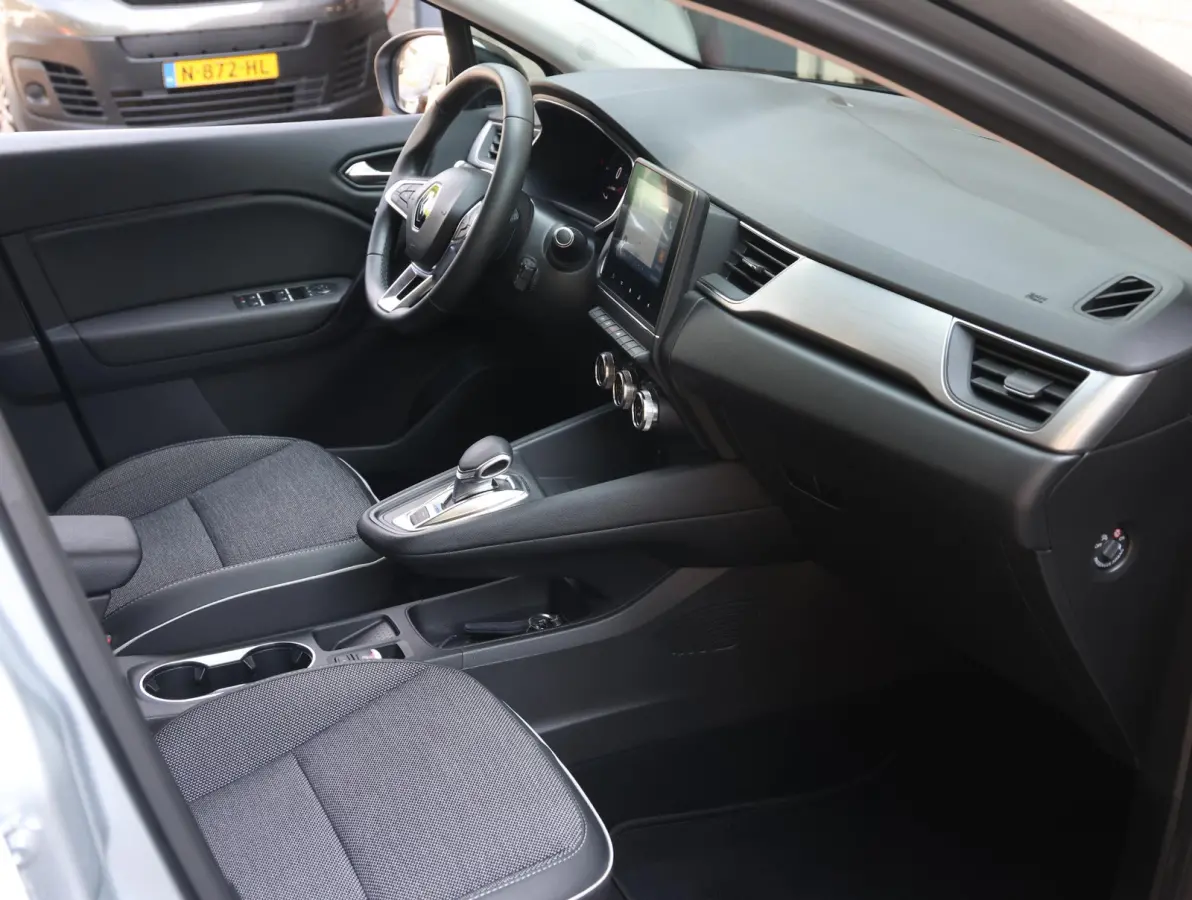 1.6 E-Tech Plug-in Hybrid 160 Intens | Accu 91% | Trekhaak | Navigatie | Camera achter | Keyless entry en start