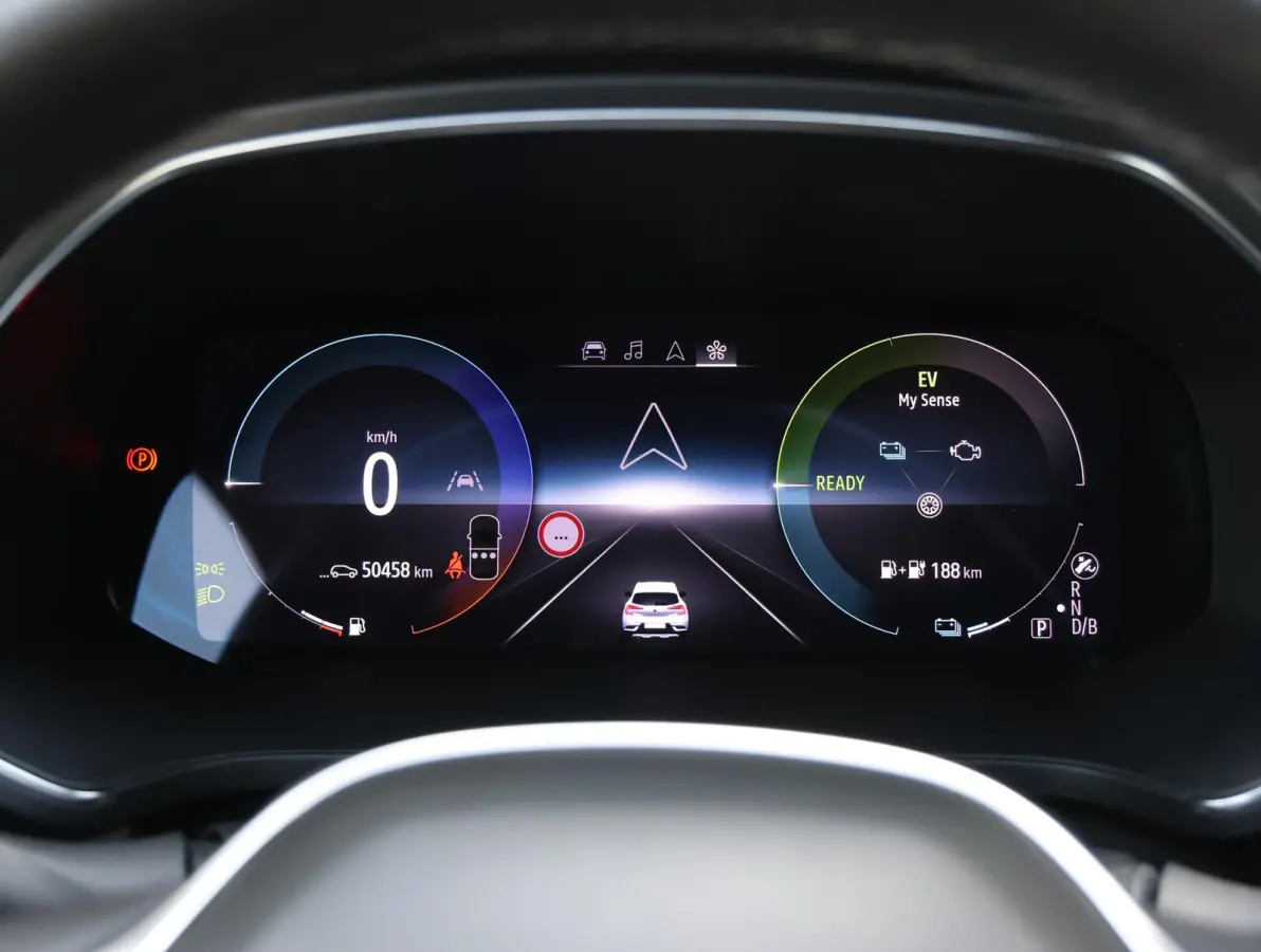 1.6 E-Tech Plug-in Hybrid 160 Intens | Accu 91% | Trekhaak | Navigatie | Camera achter | Keyless entry en start