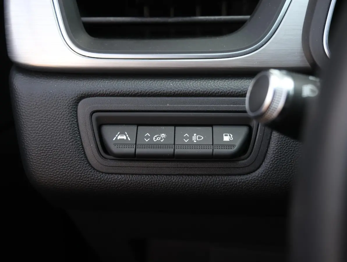 1.6 E-Tech Plug-in Hybrid 160 Intens | Accu 91% | Trekhaak | Navigatie | Camera achter | Keyless entry en start