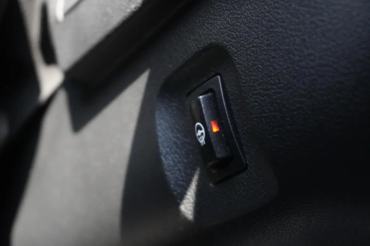 S | Resolute Edition | Stuurwielrand verwarmd | Harman-Kardon sound system | MINI Head-Up Display | Elektrisch verwarmde voorstoelen | Softtop MINI Yours