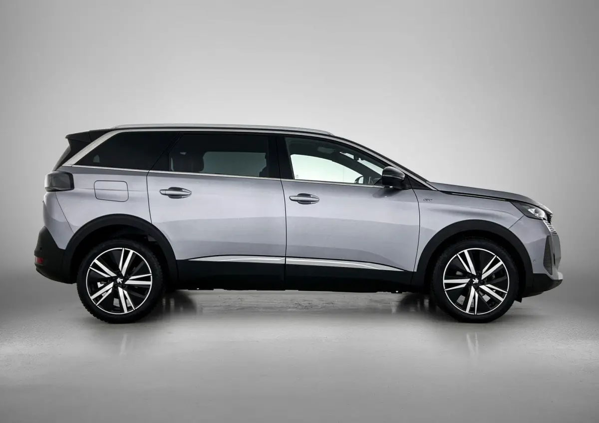 SUV GT Pack Business 130pk Automaat | 7 Zitplaatsen | Navigatie | Rondomzichtcamera | Focal Premium HiFi | Handsfree achterklep | Full Led koplampen | Adaptieve Cruise Control | Climate Cont