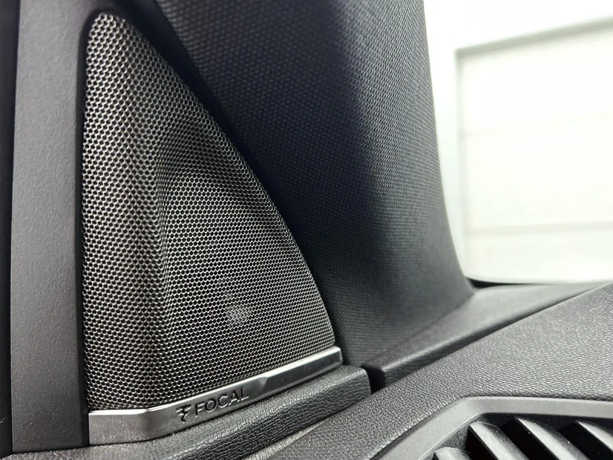 SUV GT Pack Business 130pk Automaat | 7 Zitplaatsen | Navigatie | Rondomzichtcamera | Focal Premium HiFi | Handsfree achterklep | Full Led koplampen | Adaptieve Cruise Control | Climate Cont