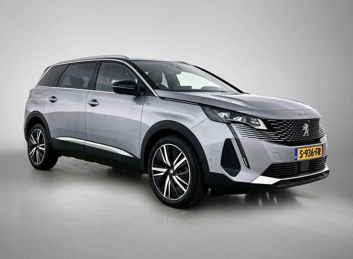 SUV GT Pack Business 130pk Automaat | 7 Zitplaatsen | Navigatie | Rondomzichtcamera | Focal Premium HiFi | Handsfree achterklep | Full Led koplampen | Adaptieve Cruise Control | Climate Cont