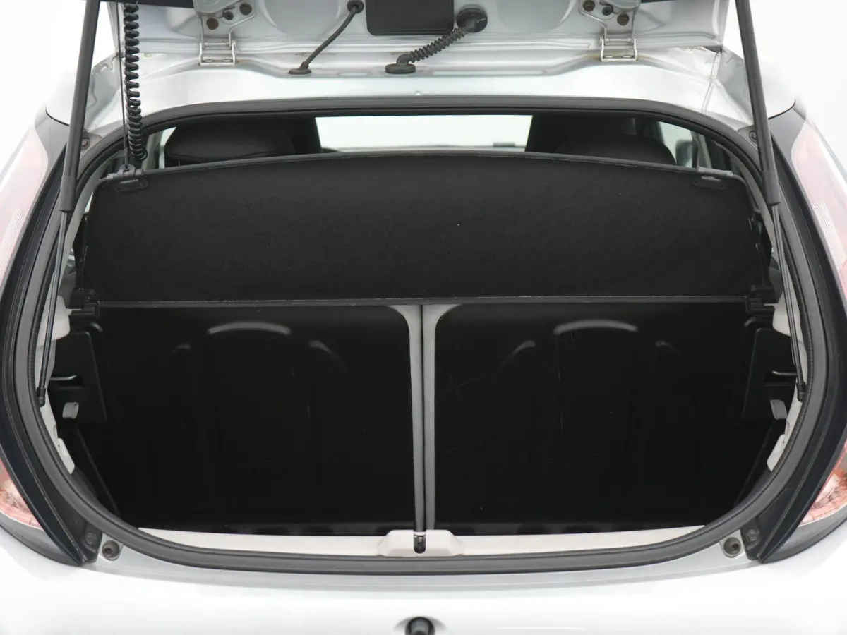 1.0 VVT-i x-wave SCHUIFDAK | ACHTERUITRIJCAMERA | NAVIGATIE | APPLE CARPLAY | TREKHAAK | CRUISE | AIRCO | BLUETOOTH |12 MAANDEN BOVAG GARANTIE |