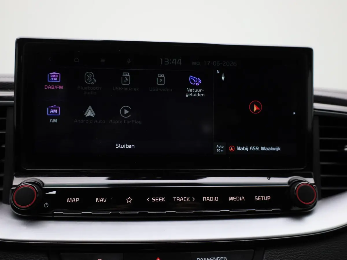 1.0 T-GDi DynamicLine Nederlands Voertuig | Apple Carplay | Android Auto | Cruise Control | Achteruitrij Camera | Dakrails | Lichtmetalen Velgen | Lane Assist