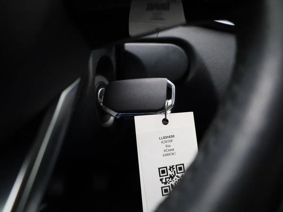 1.0 T-GDi DynamicLine Nederlands Voertuig | Apple Carplay | Android Auto | Cruise Control | Achteruitrij Camera | Dakrails | Lichtmetalen Velgen | Lane Assist