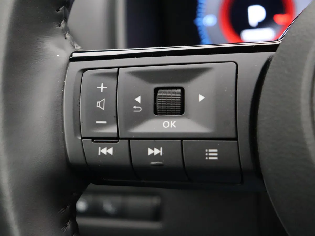 1.5 e-4orce Tekna 4WD | Leder | Stoel & Stuurverwarming | 4WD | 1800kg trekgewicht | Carplay |