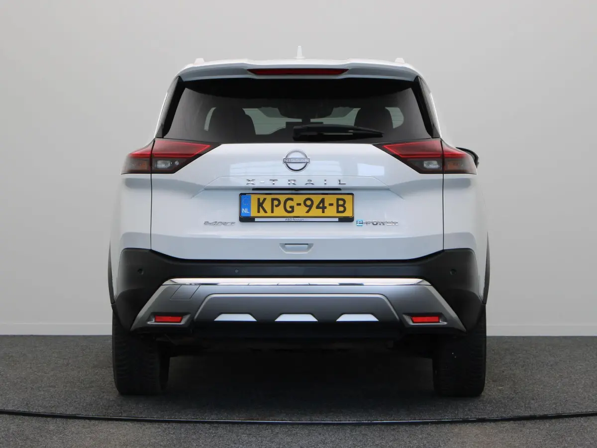 1.5 e-4orce Tekna 4WD | Leder | Stoel & Stuurverwarming | 4WD | 1800kg trekgewicht | Carplay |