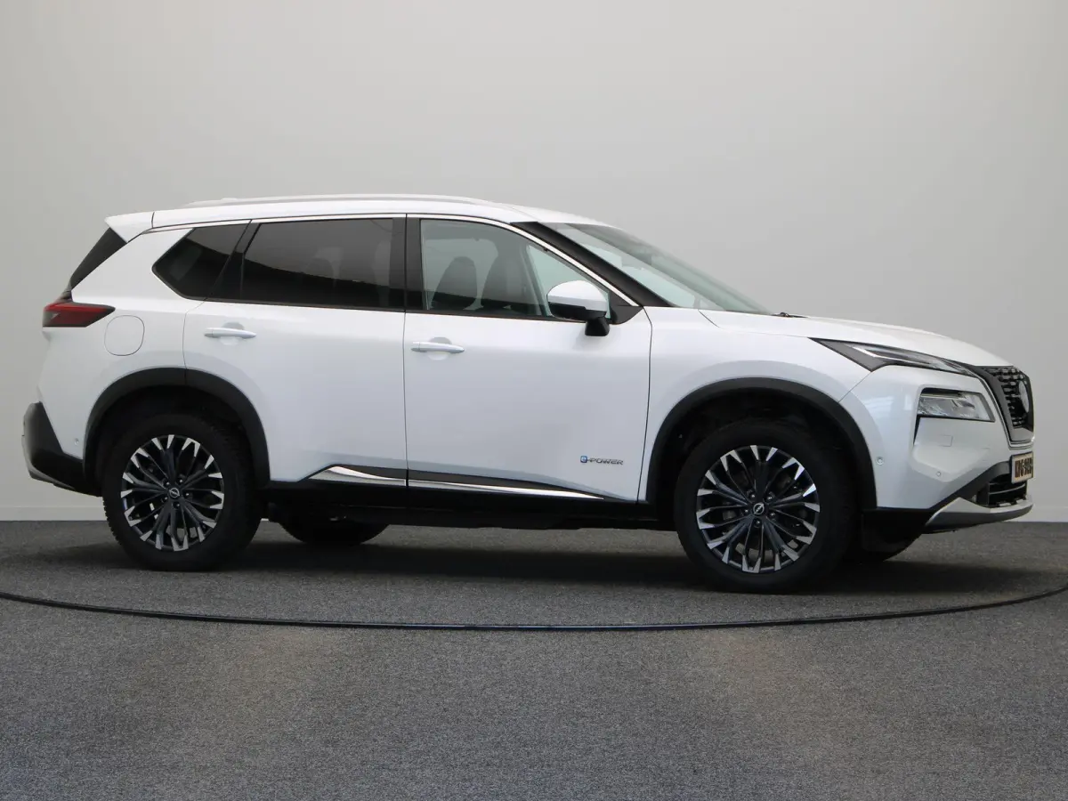 1.5 e-4orce Tekna 4WD | Leder | Stoel & Stuurverwarming | 4WD | 1800kg trekgewicht | Carplay |