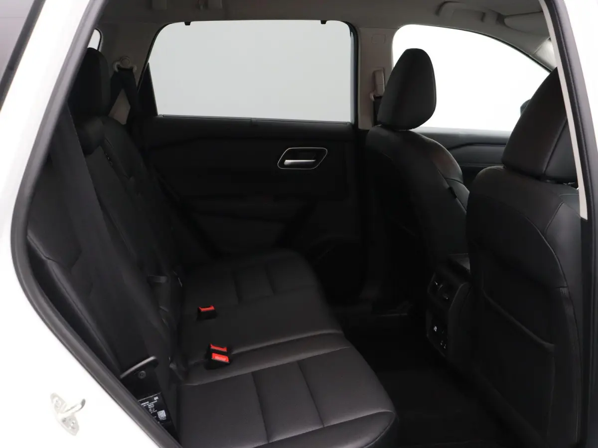 1.5 e-4orce Tekna 4WD | Leder | Stoel & Stuurverwarming | 4WD | 1800kg trekgewicht | Carplay |