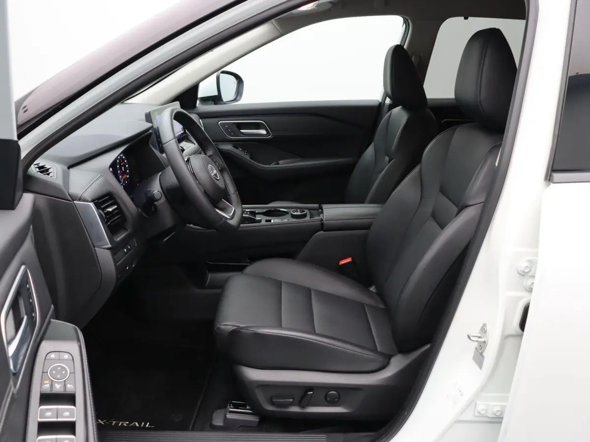 1.5 e-4orce Tekna 4WD | Leder | Stoel & Stuurverwarming | 4WD | 1800kg trekgewicht | Carplay |