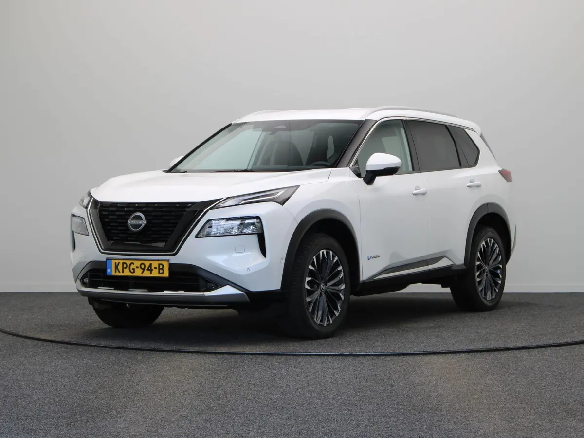 1.5 e-4orce Tekna 4WD | Leder | Stoel & Stuurverwarming | 4WD | 1800kg trekgewicht | Carplay |