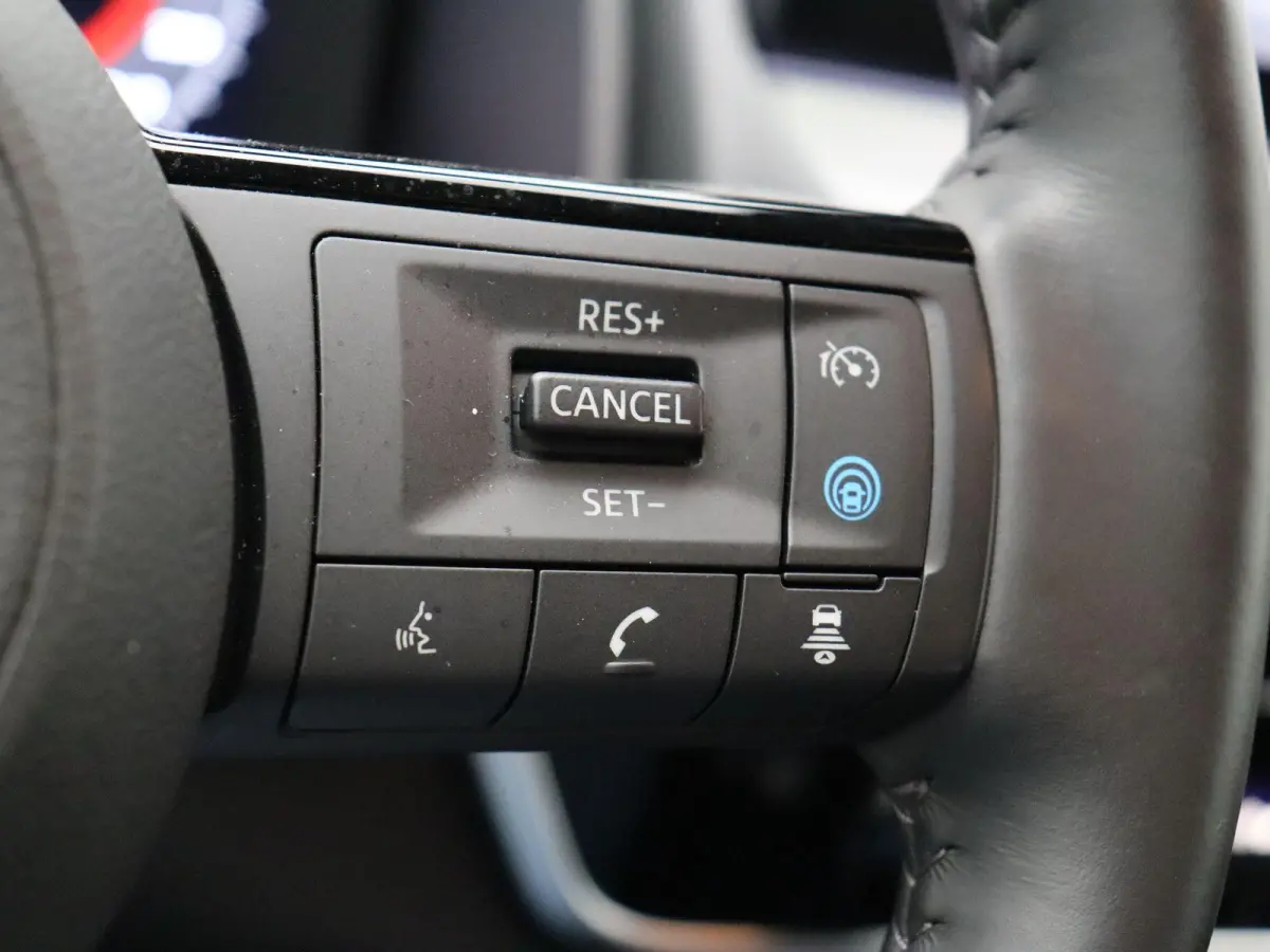 1.5 e-4orce Tekna 4WD | Leder | Stoel & Stuurverwarming | 4WD | 1800kg trekgewicht | Carplay |