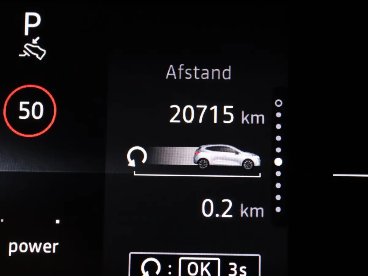 E-Tech Full Hybrid techno 145pk 360° Camera | Cruise | Navi | Parkeersens. v+a | Stoel-/stuurverw.