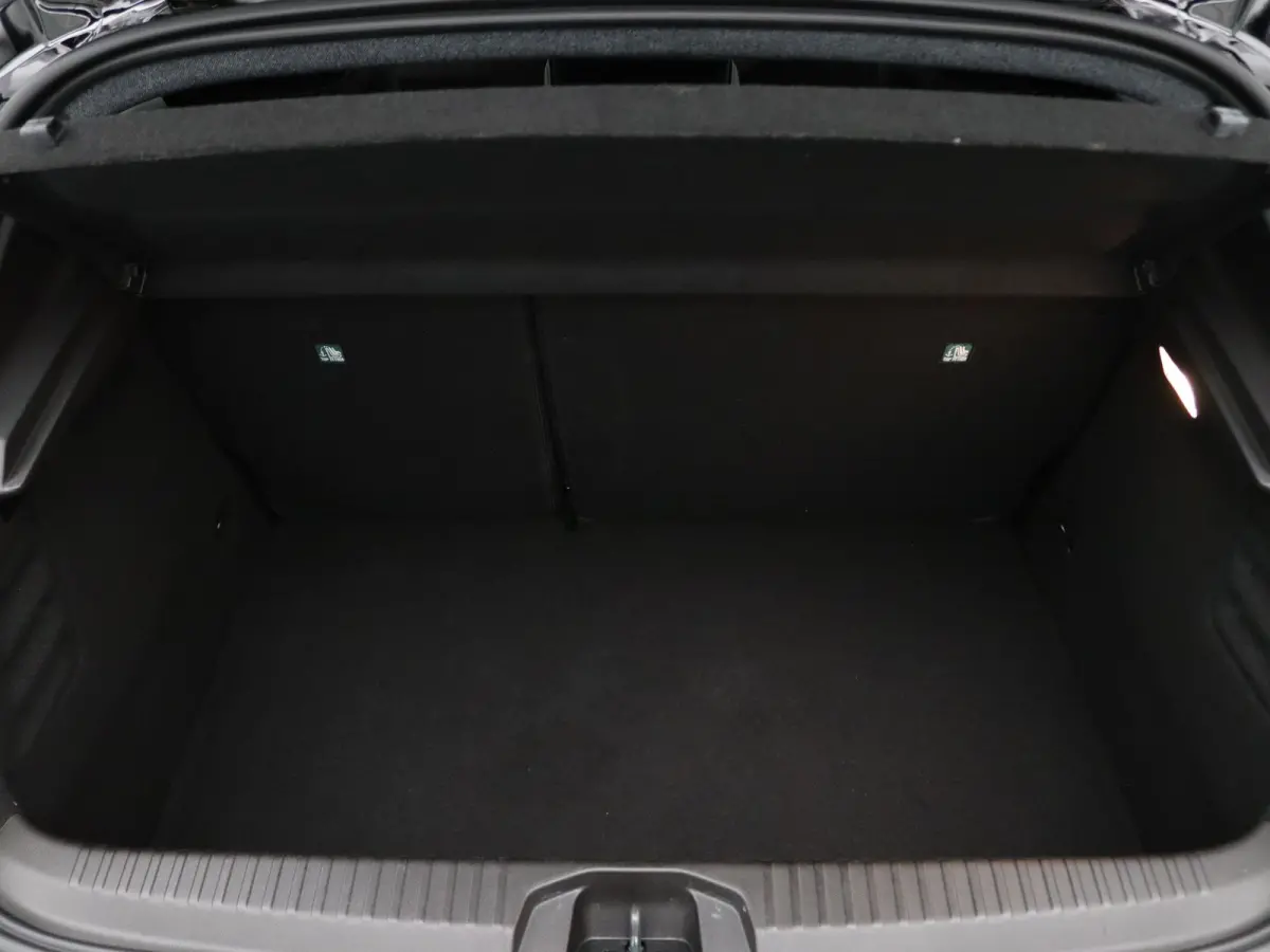 E-Tech Full Hybrid techno 145pk 360° Camera | Cruise | Navi | Parkeersens. v+a | Stoel-/stuurverw.