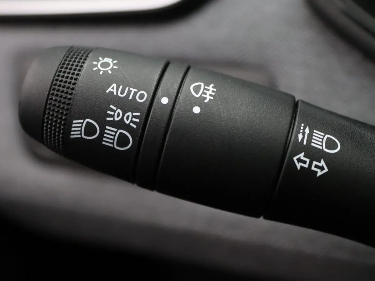 E-Tech Full Hybrid techno 145pk 360° Camera | Cruise | Navi | Parkeersens. v+a | Stoel-/stuurverw.