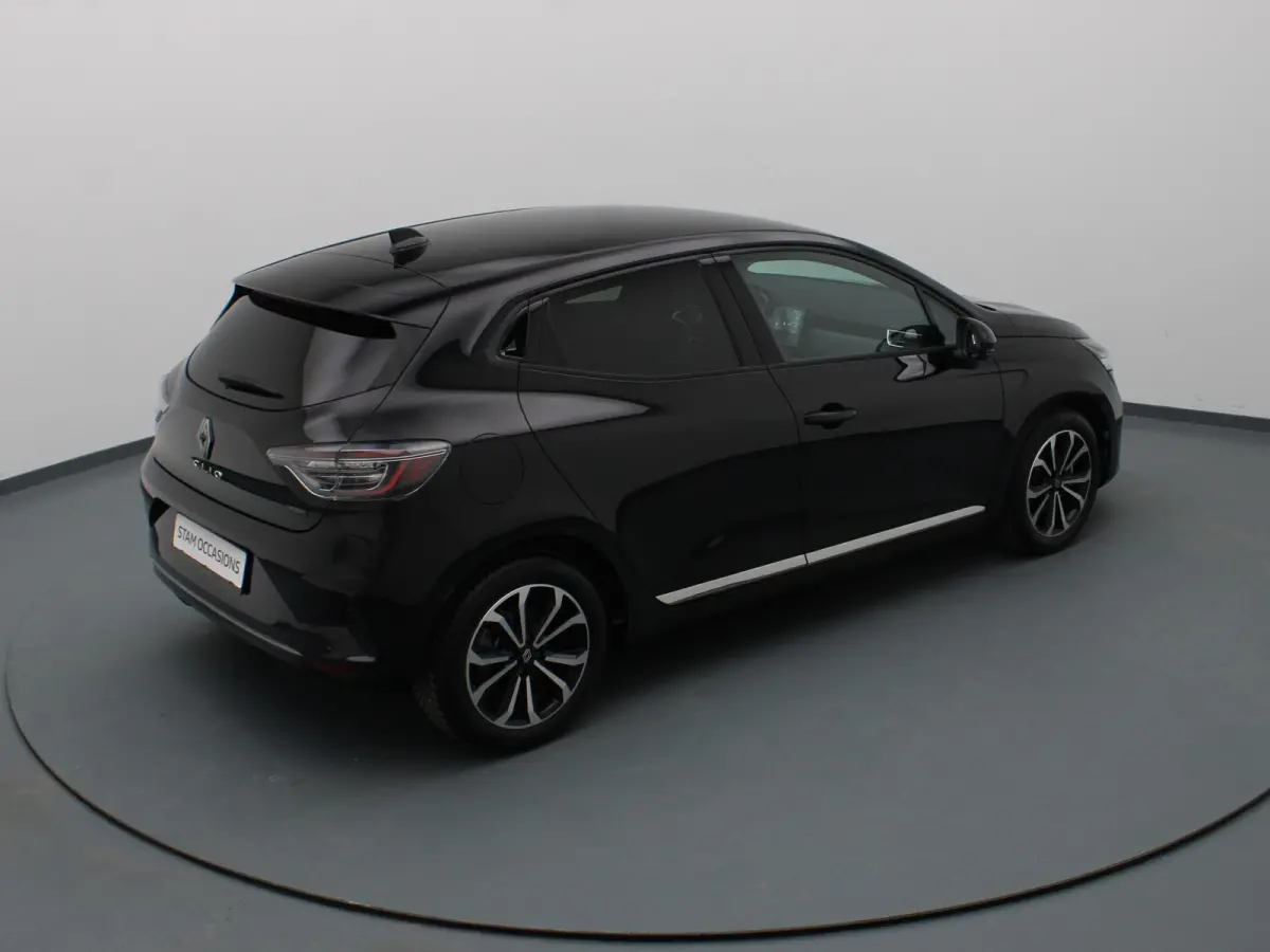 E-Tech Full Hybrid techno 145pk 360° Camera | Cruise | Navi | Parkeersens. v+a | Stoel-/stuurverw.