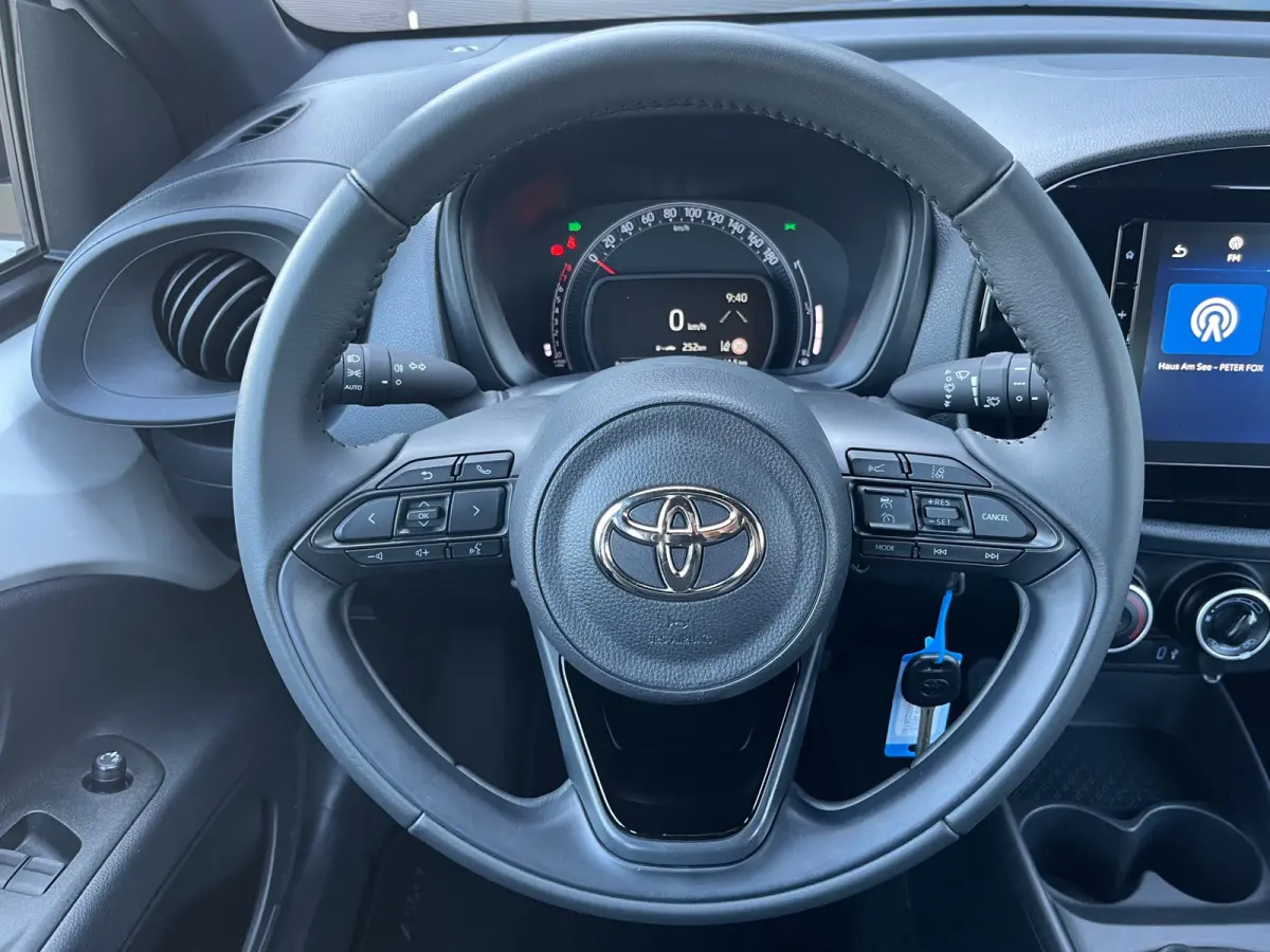 1.0 VVT-i MT Play NL.Auto/Carplay/Camera/Led/Airco/Navigatie/1Ste Eigenaar/Dealer Onderhouden