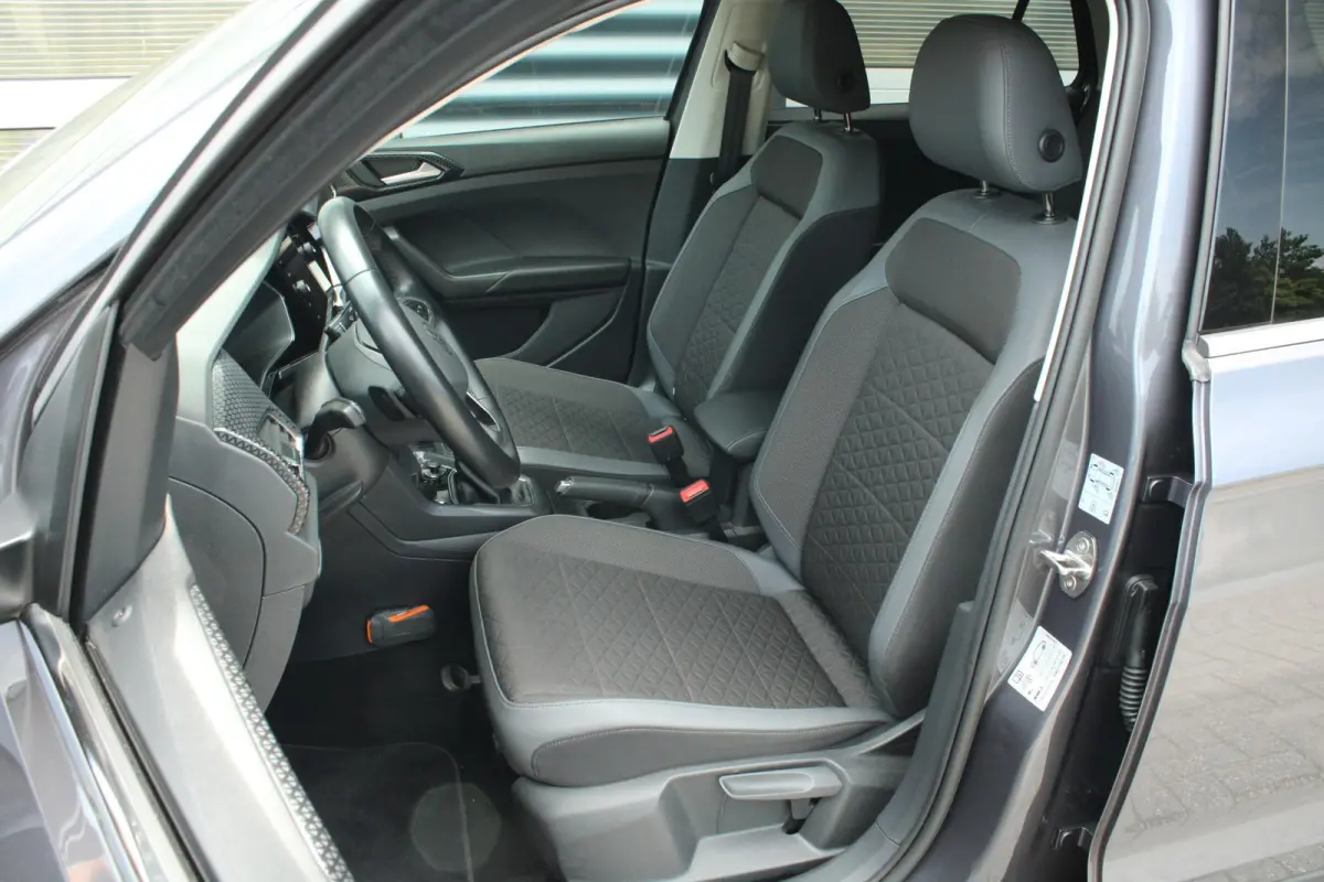 1.0 TSI 110pk DSG Style | Camera Achter | Apple CarPlay & Android Auto | Keyless Entry