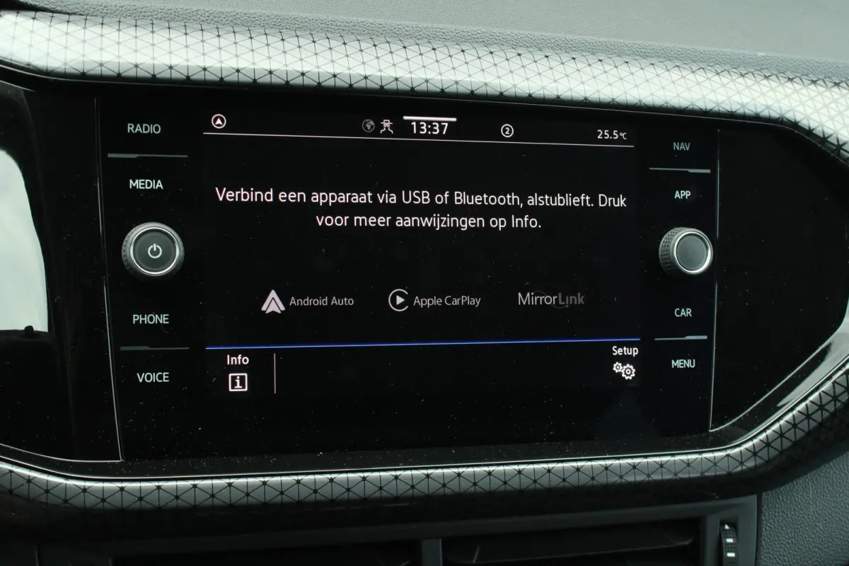 1.0 TSI 110pk DSG Style | Camera Achter | Apple CarPlay & Android Auto | Keyless Entry