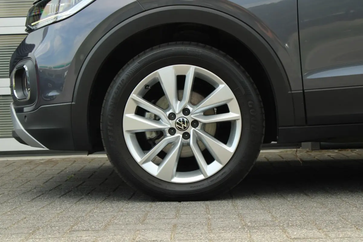 1.0 TSI 110pk DSG Style | Camera Achter | Apple CarPlay & Android Auto | Keyless Entry
