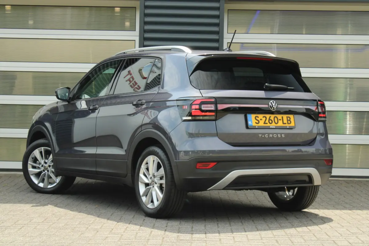 1.0 TSI 110pk DSG Style | Camera Achter | Apple CarPlay & Android Auto | Keyless Entry