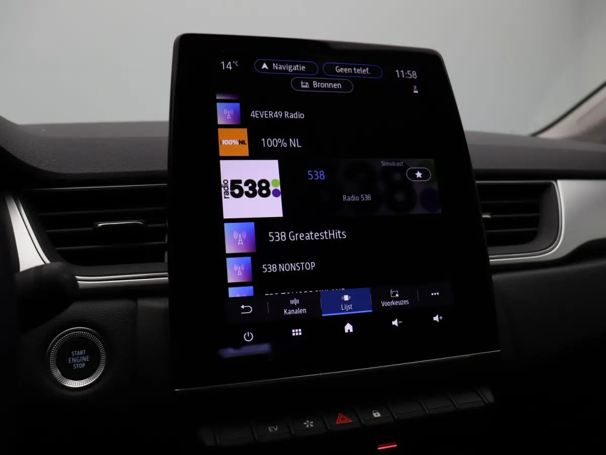 1.6 E-Tech Hybrid 145 Techno | Navigatie | Achteruitrijcamera | Parkeersensoren achter | Climate control |