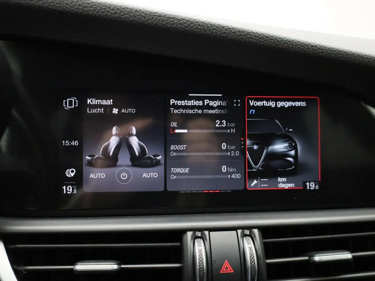 2.0T Sprint | Automaat | Apple Carplay/Android Auto | Pack rijassistentie (ADAS) - niveau 2 | Actief dodehoek waarschuwingssysteem |  Bi-xenon koplampen | Automatic High Beam | Schakelflippe